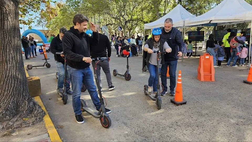 350828733_1879504049101777_5272198446396675484_n