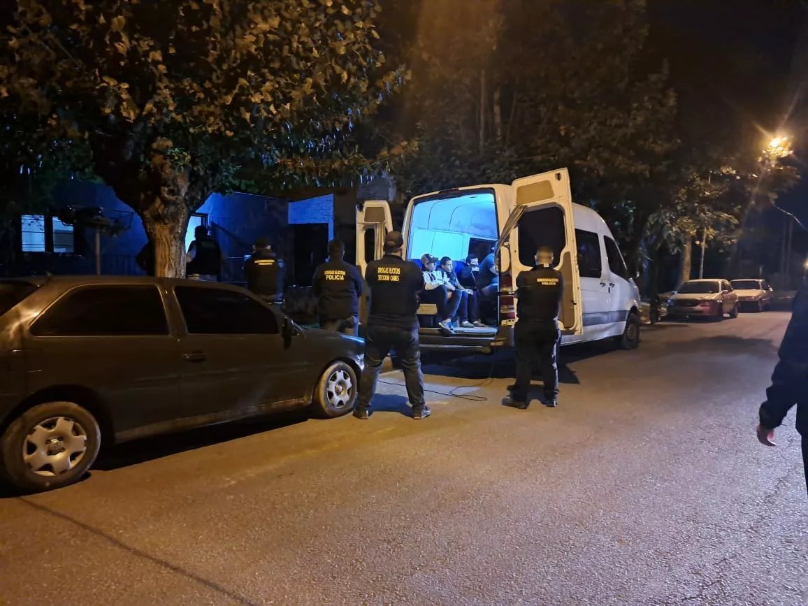 IMG-20230408-55WA0014-696x928